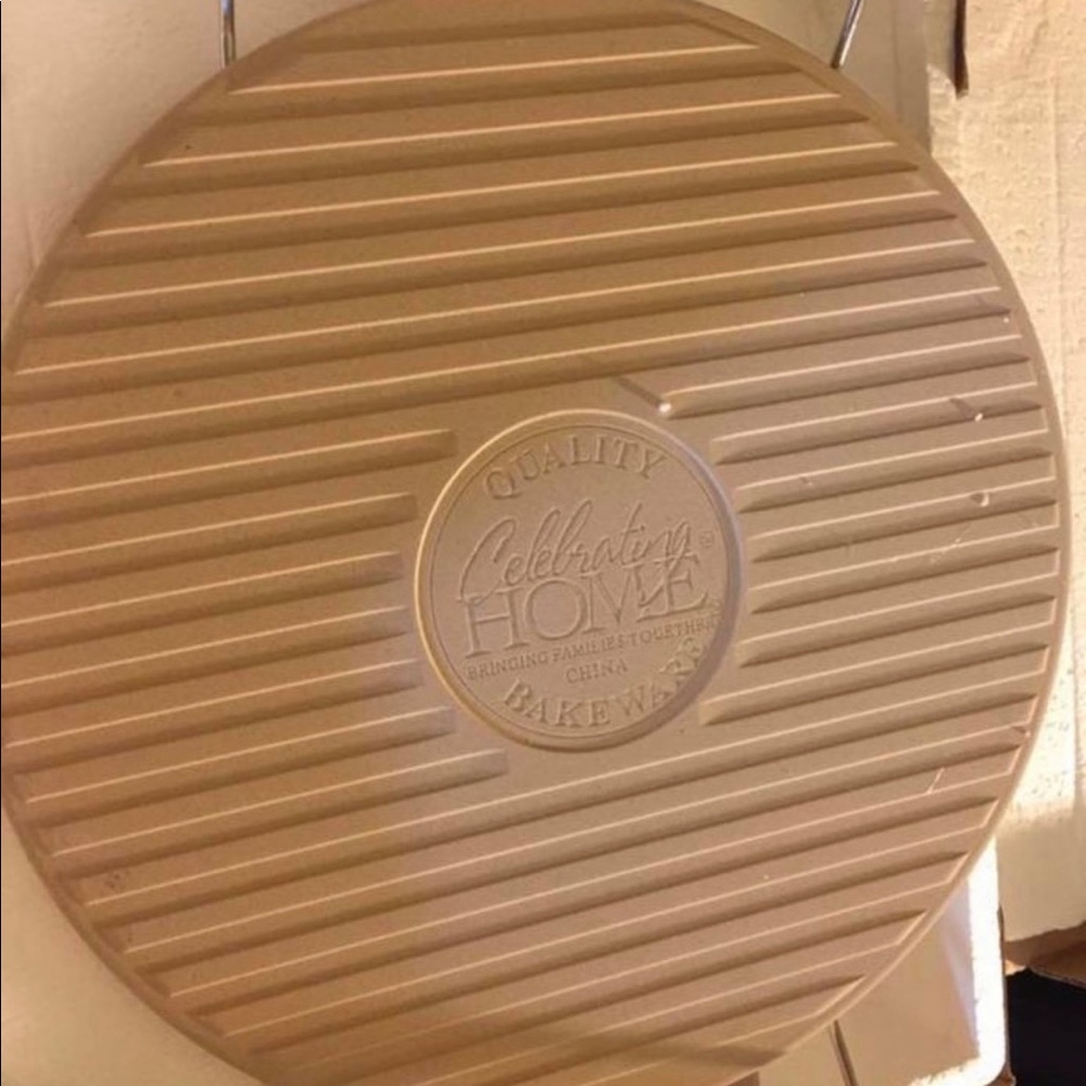 Home Interiors Retired ROUND BAKING STONE - Picture 5 of 5